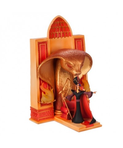 Jafar Illuminated Figure from Aladdin – Fiery Detail & Light-Up Eyes